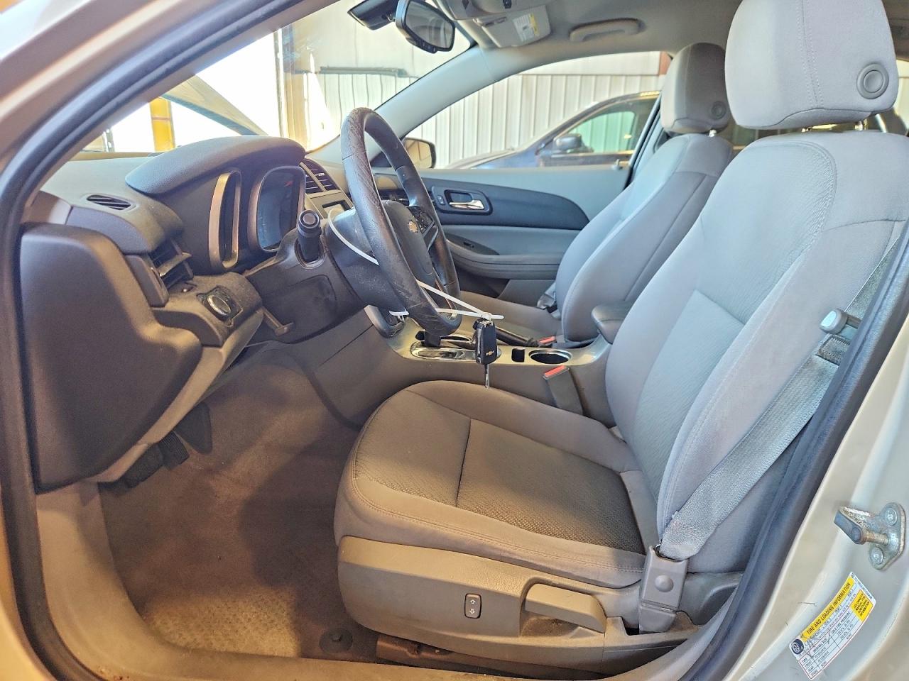 2014 CHEVROLET MALIBU LS photo 13