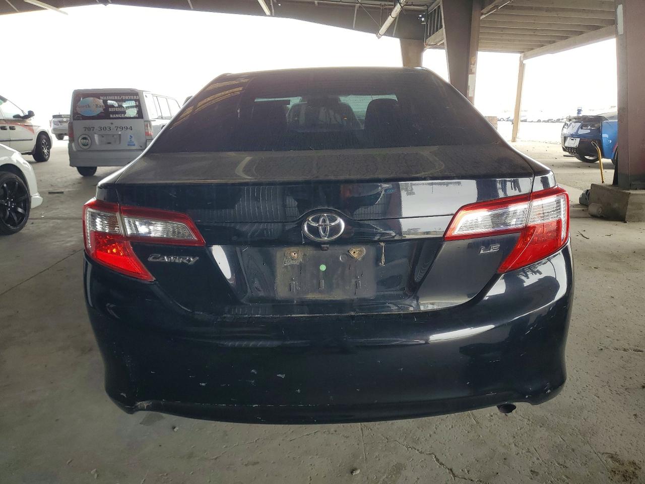 2012 TOYOTA CAMRY LE photo 6