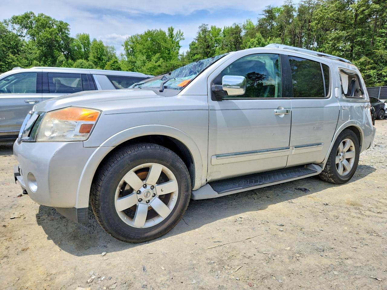 2011 NISSAN ARMADA
