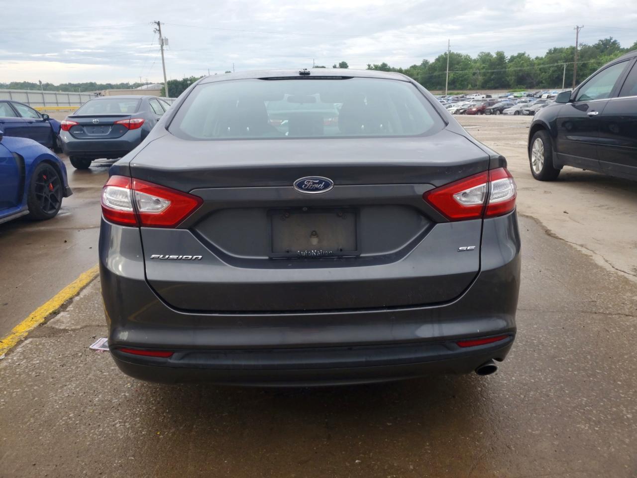 2016 FORD FUSION SE photo 11