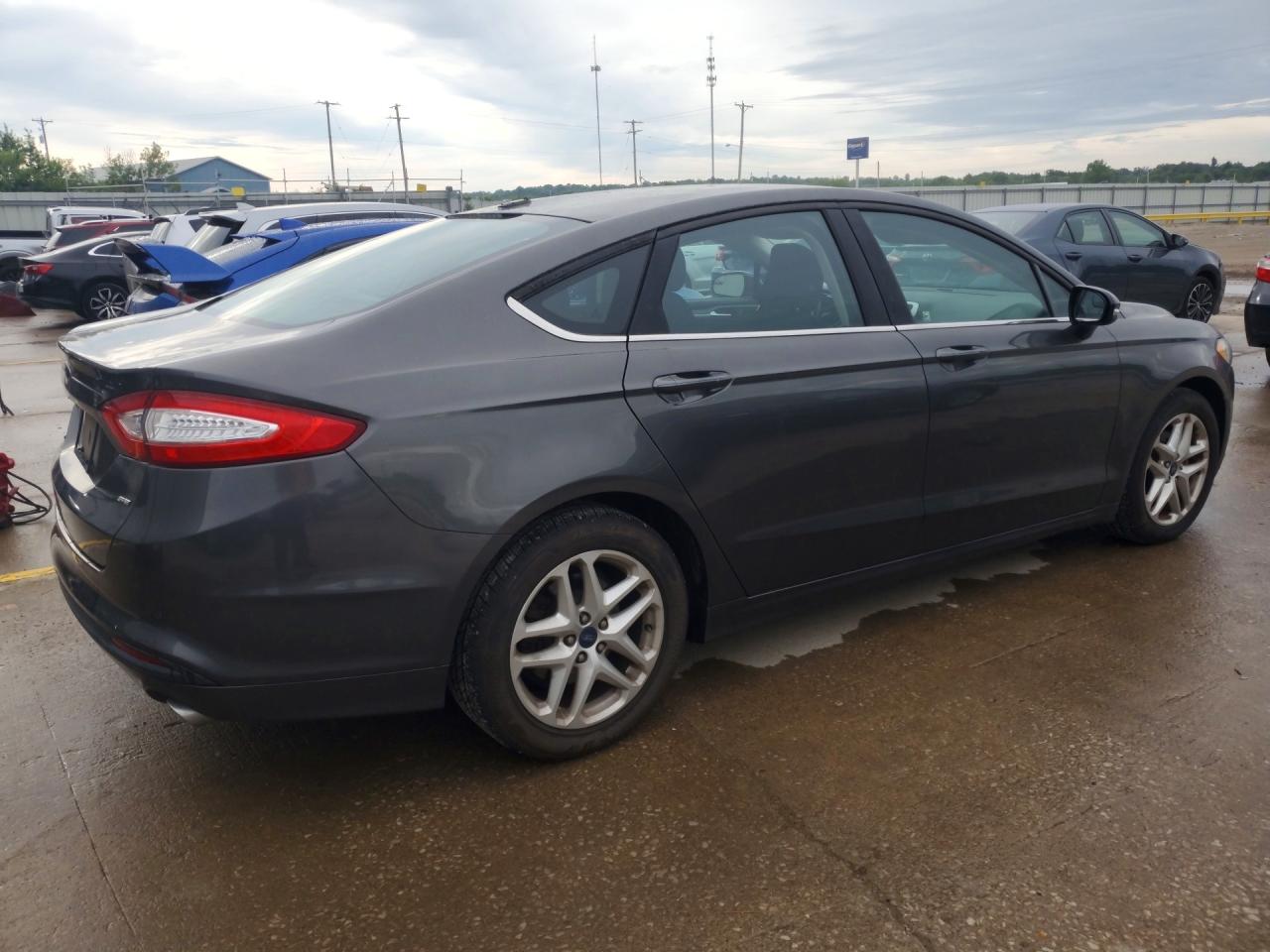 2016 FORD FUSION SE photo 5