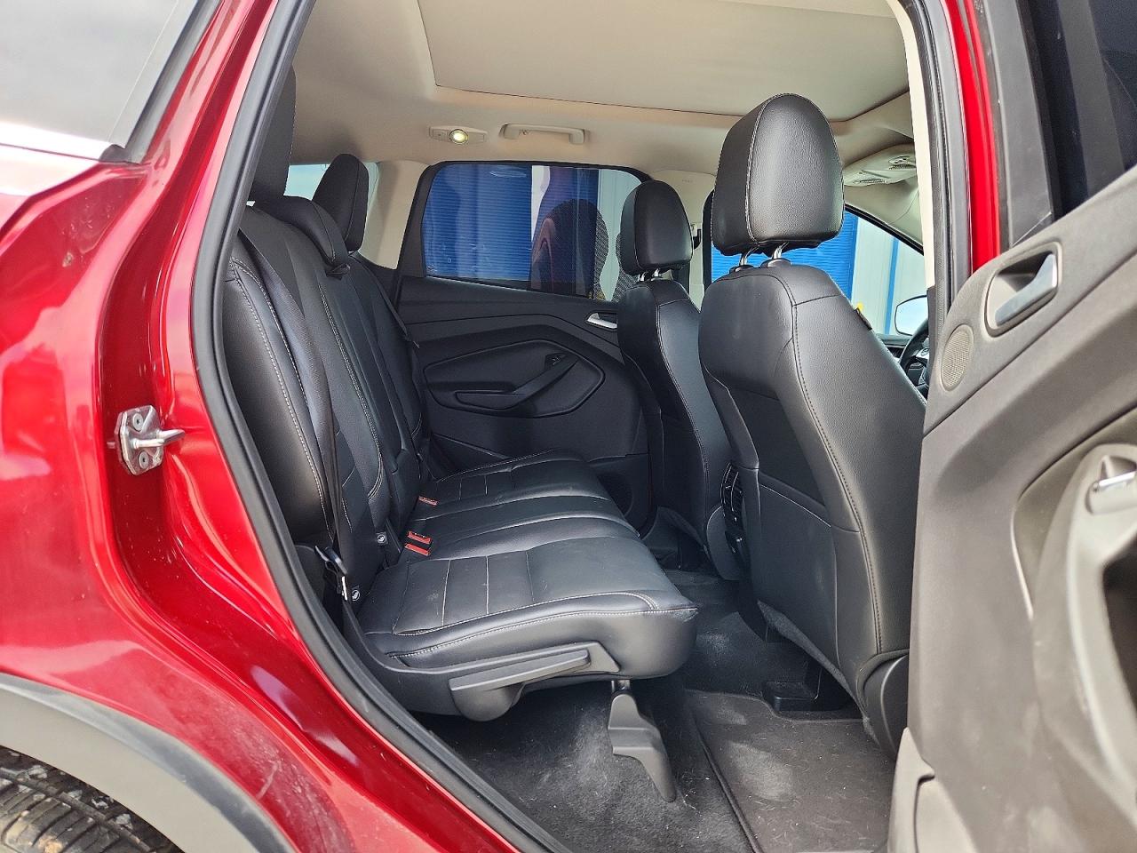 2016 FORD ESCAPE TITANIUM photo 19