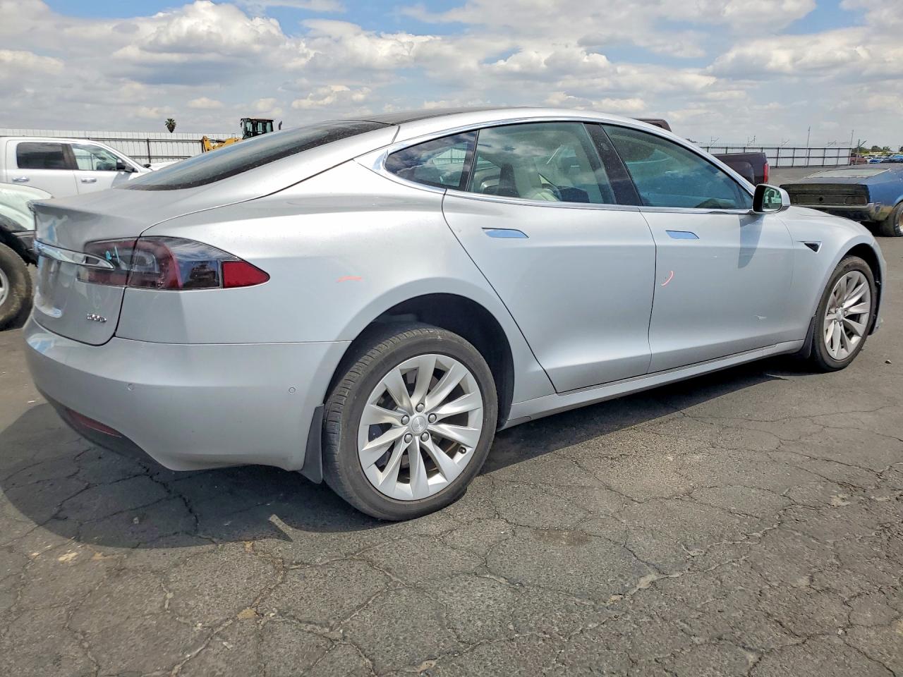 2018 TESLA MODEL S photo 5