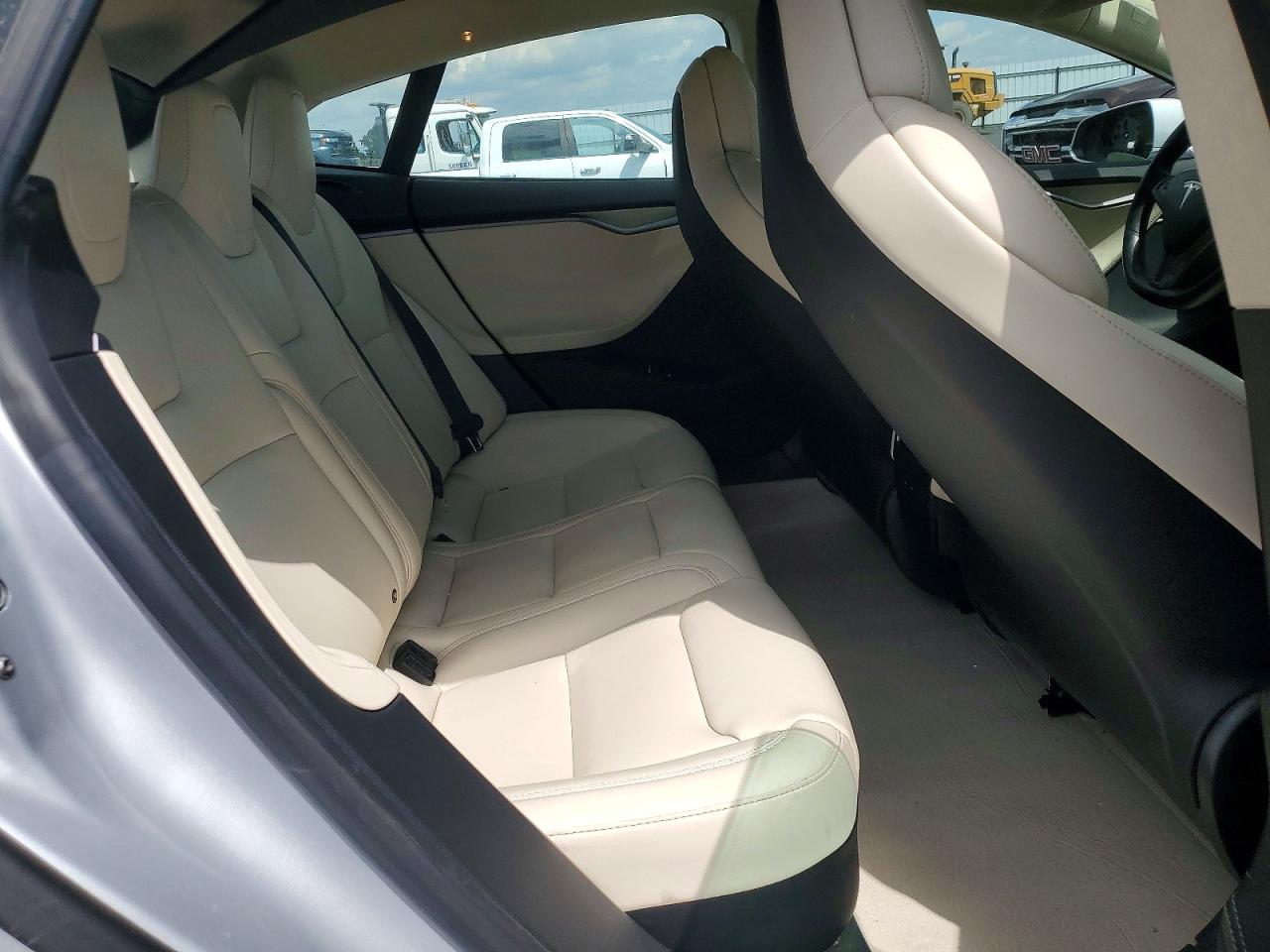 2018 TESLA MODEL S photo 19
