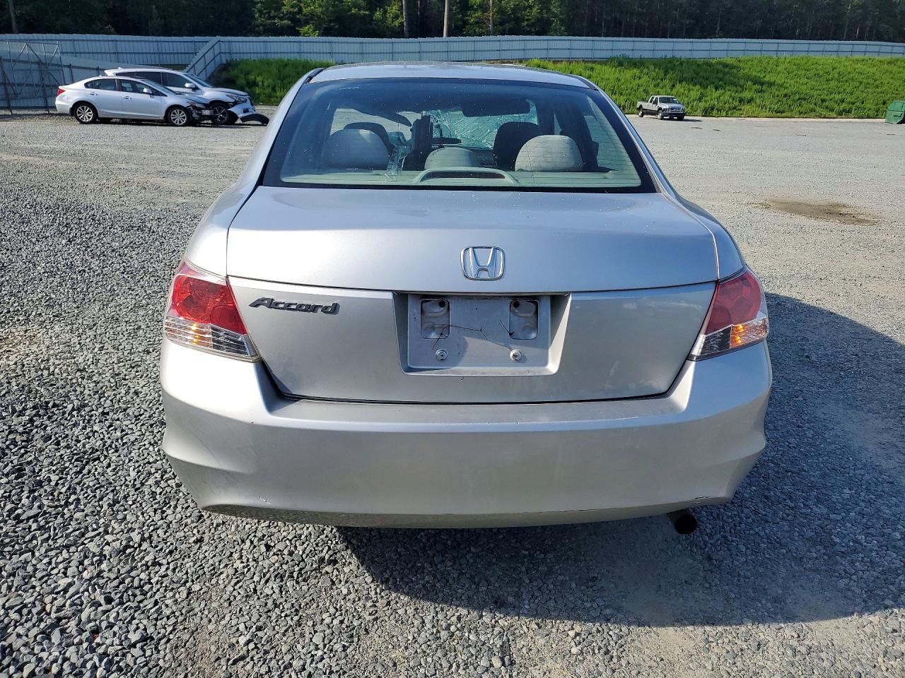 2009 HONDA ACCORD LX photo 11