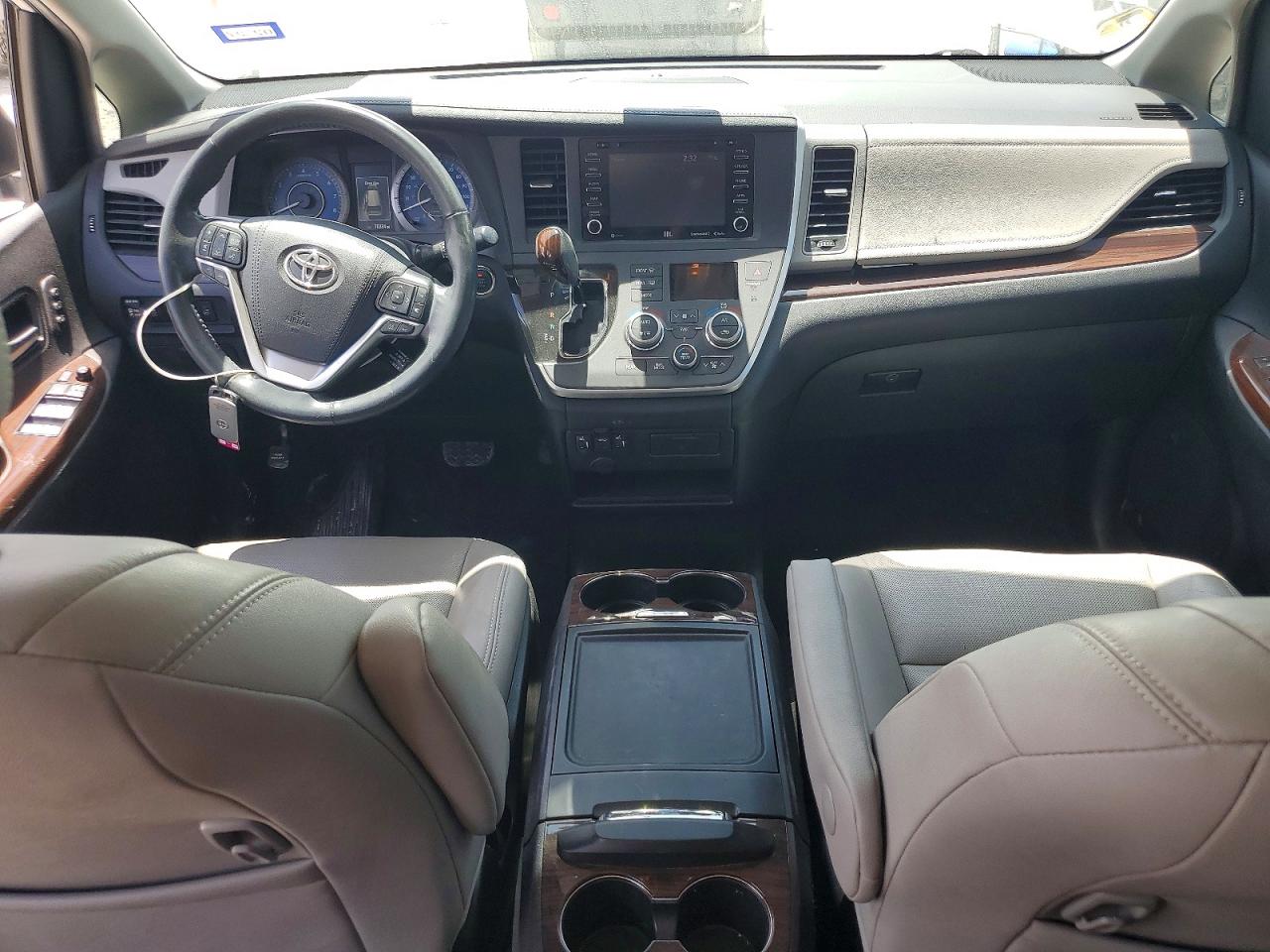 2020 TOYOTA SIENNA LIMITED 7-PASSENGER photo 15