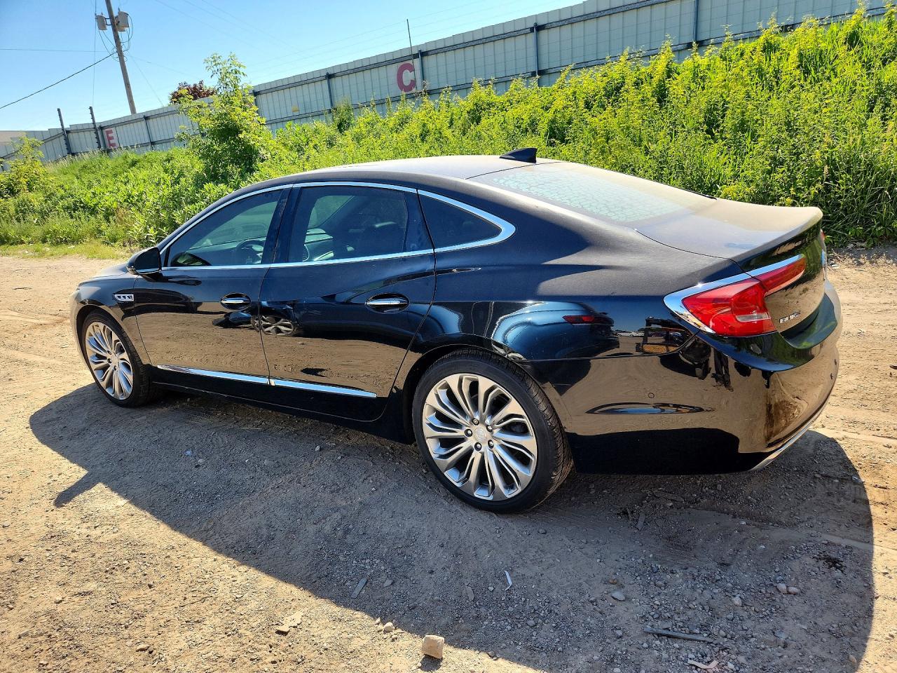 2017 BUICK LACROSSE PREMIUM photo 3