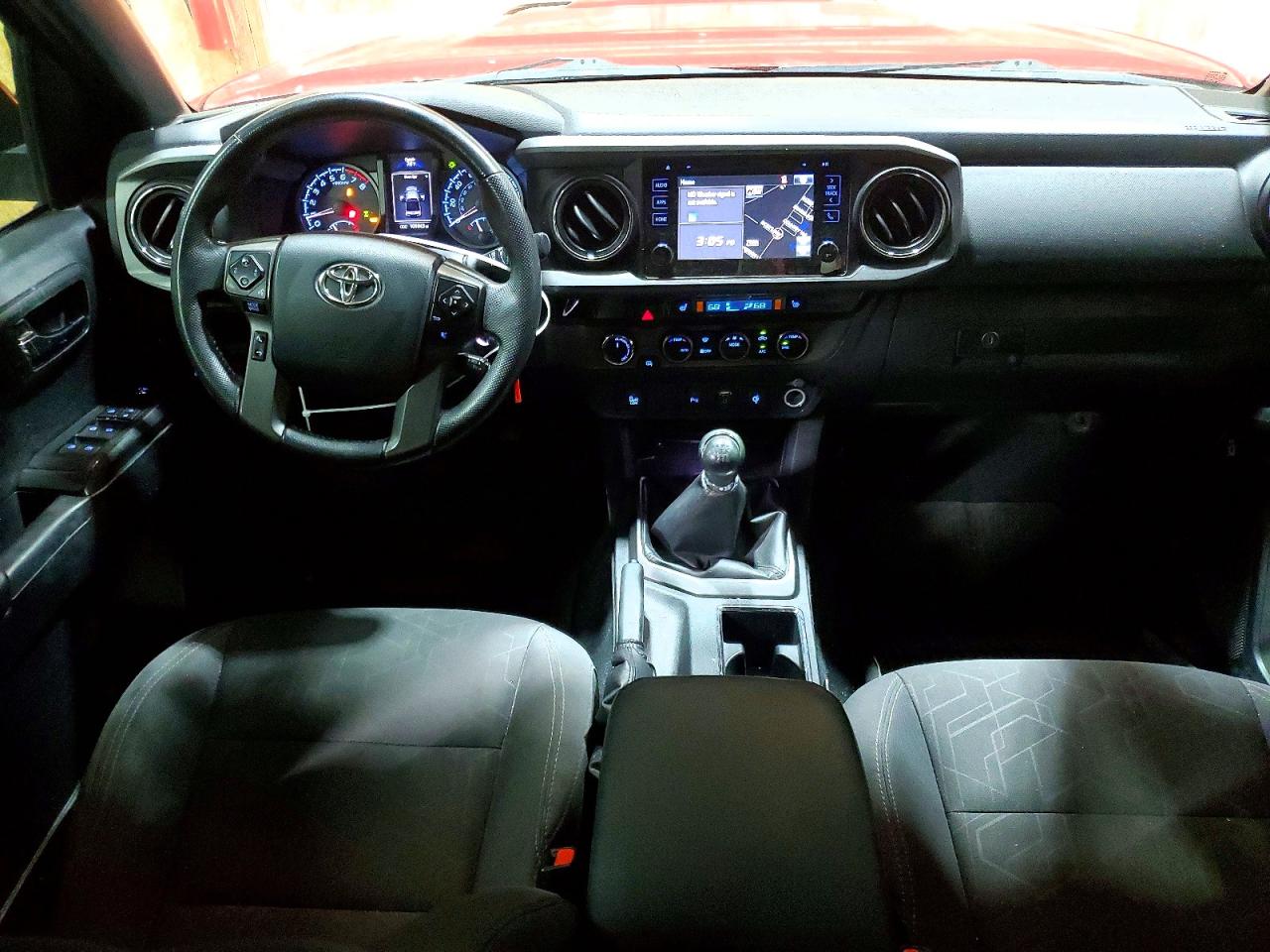 2017 TOYOTA TACOMA TRD SPORT photo 15