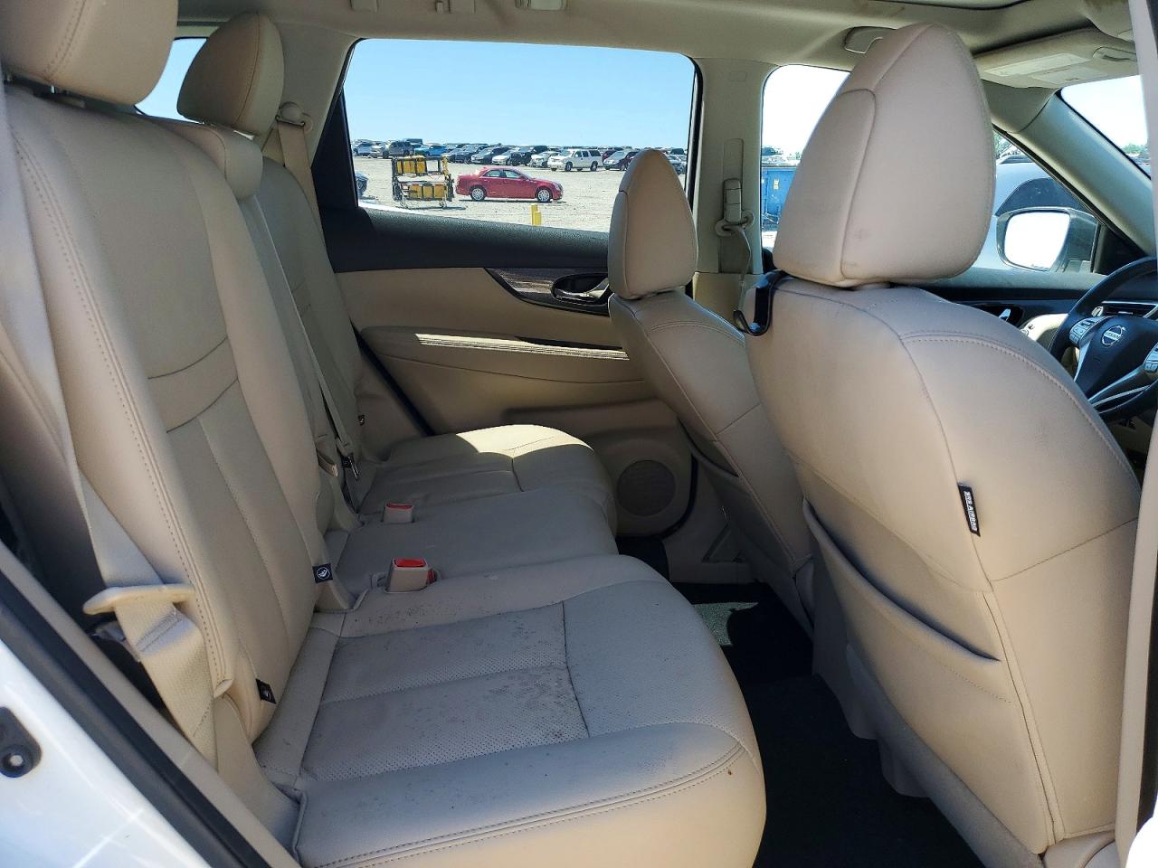 2016 NISSAN ROGUE SL photo 31