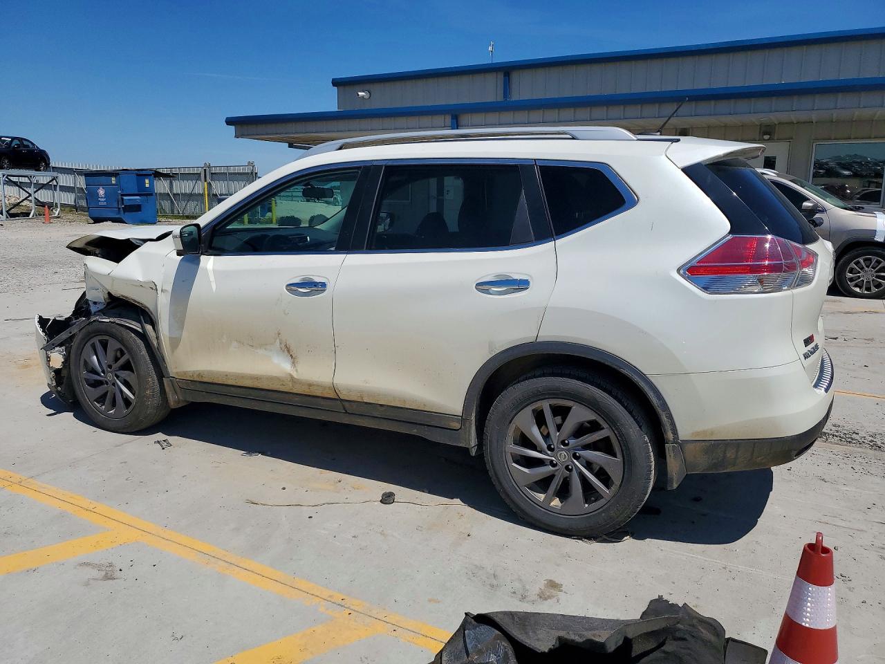 2016 NISSAN ROGUE SL photo 4