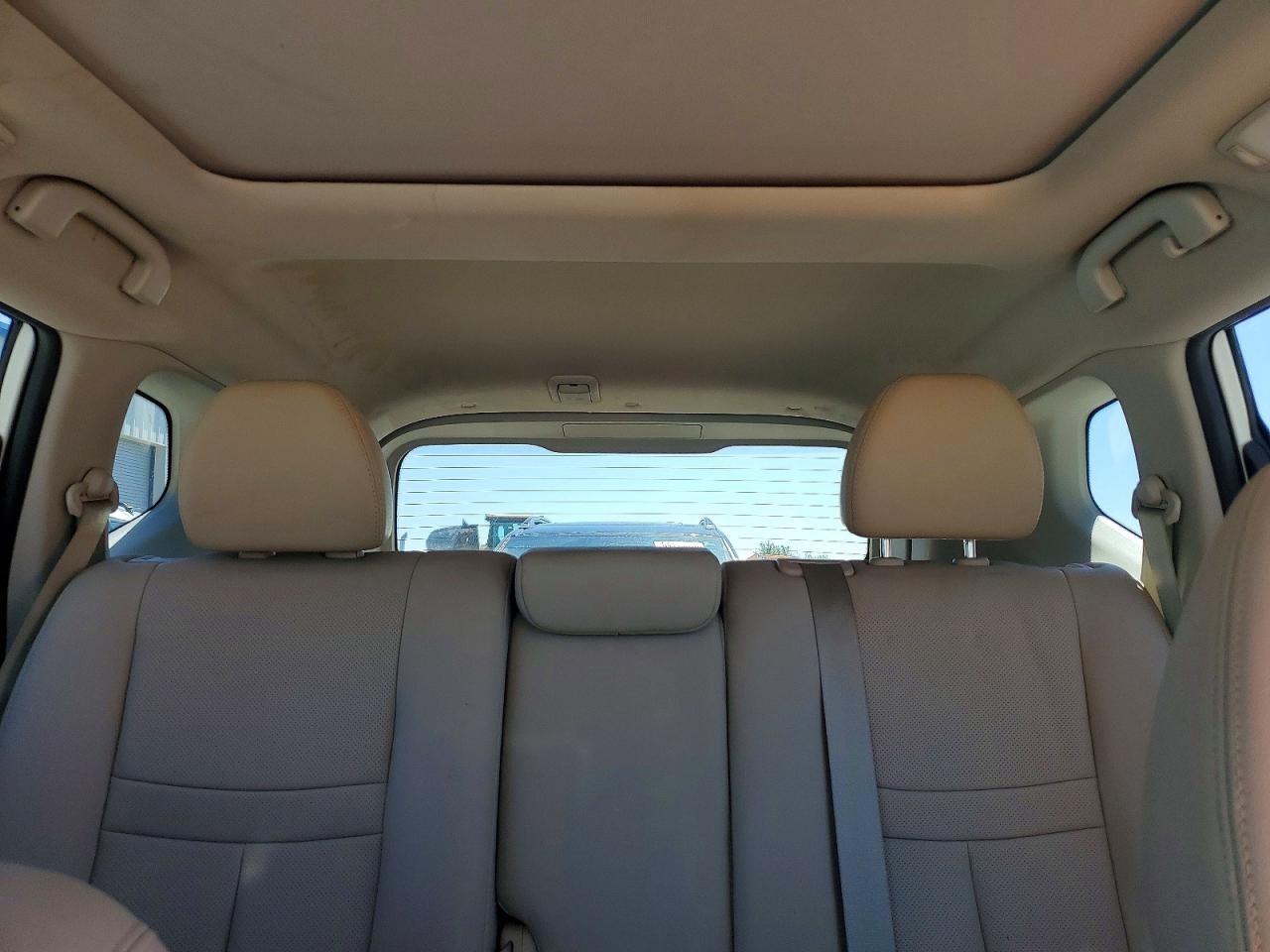 2016 NISSAN ROGUE SL photo 28