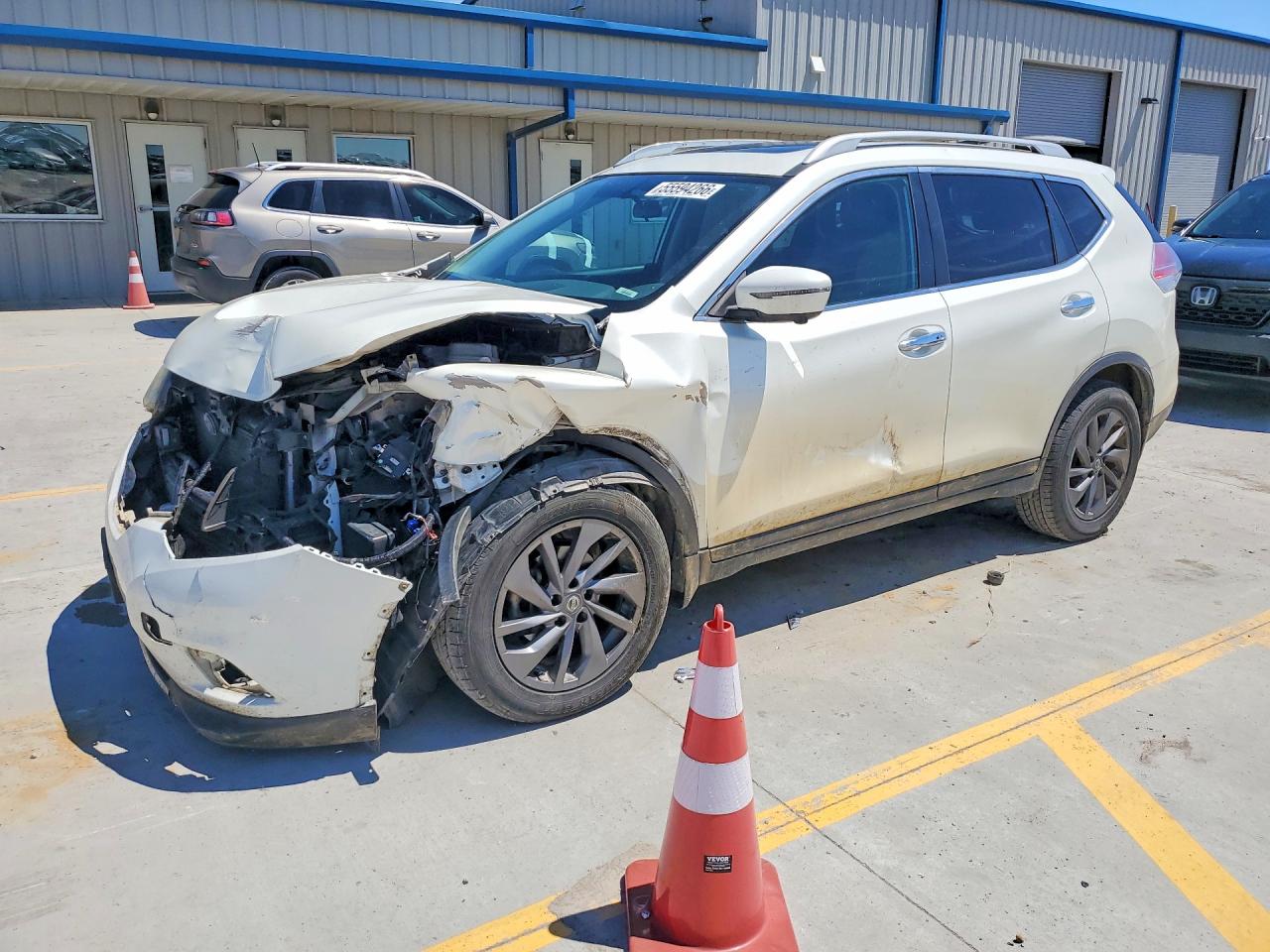 2016 NISSAN ROGUE