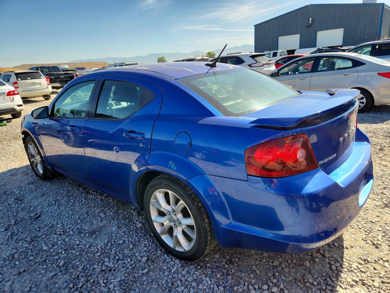 2014 DODGE AVENGER R photo 3