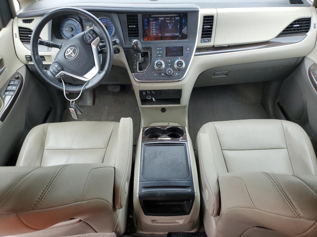 2015 TOYOTA SIENNA XLE 8-PASSENGER photo 15