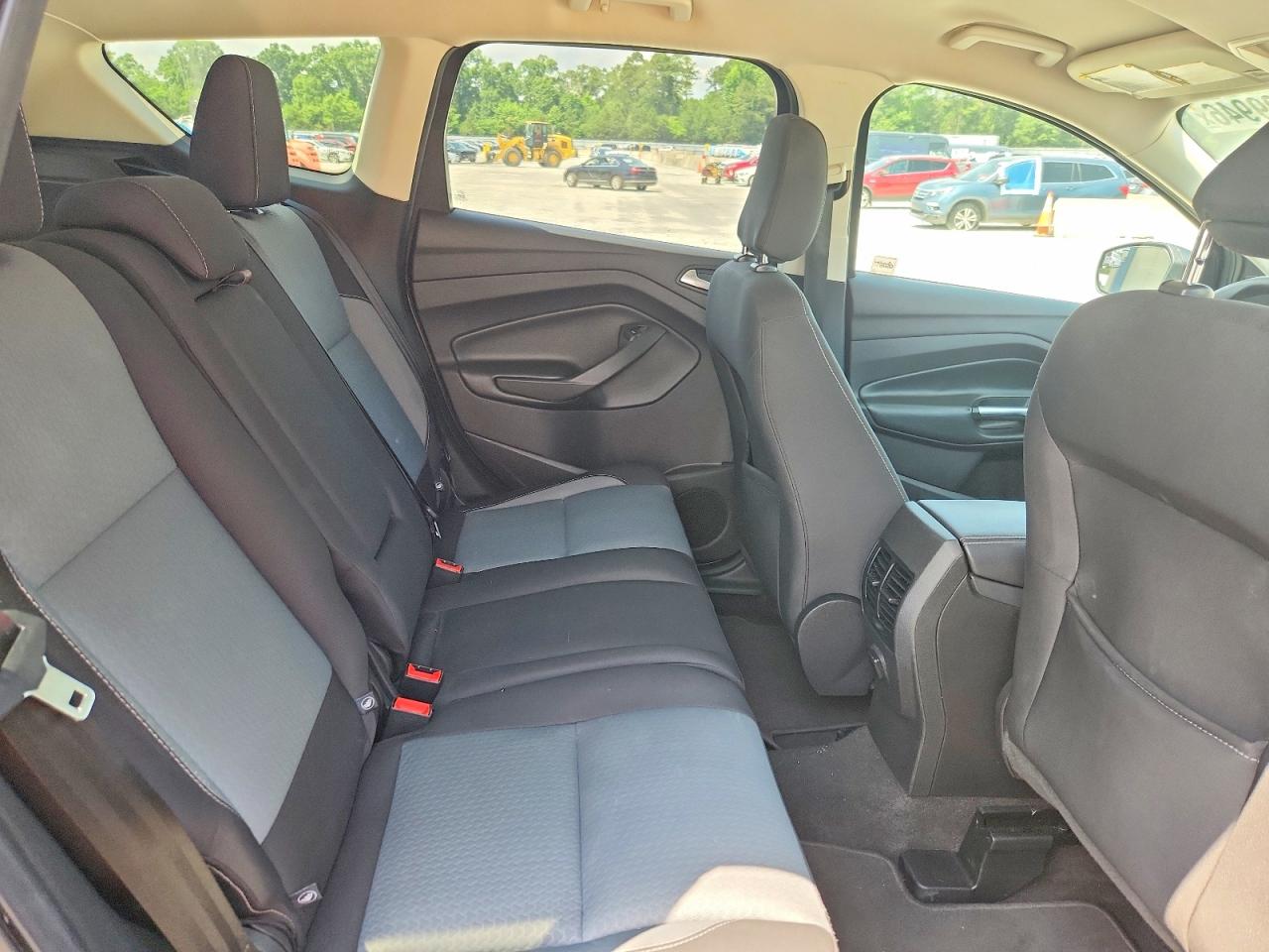 2018 FORD ESCAPE SE photo 21