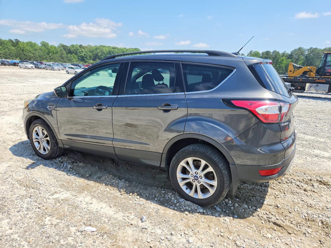 2018 FORD ESCAPE SE photo 3