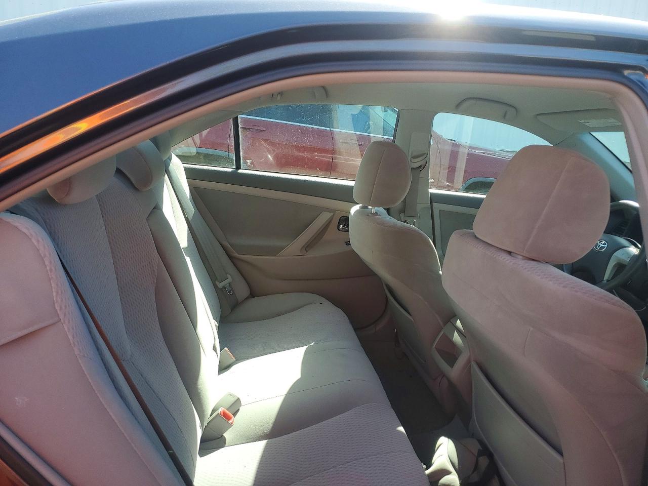 2010 TOYOTA CAMRY BASE photo 19