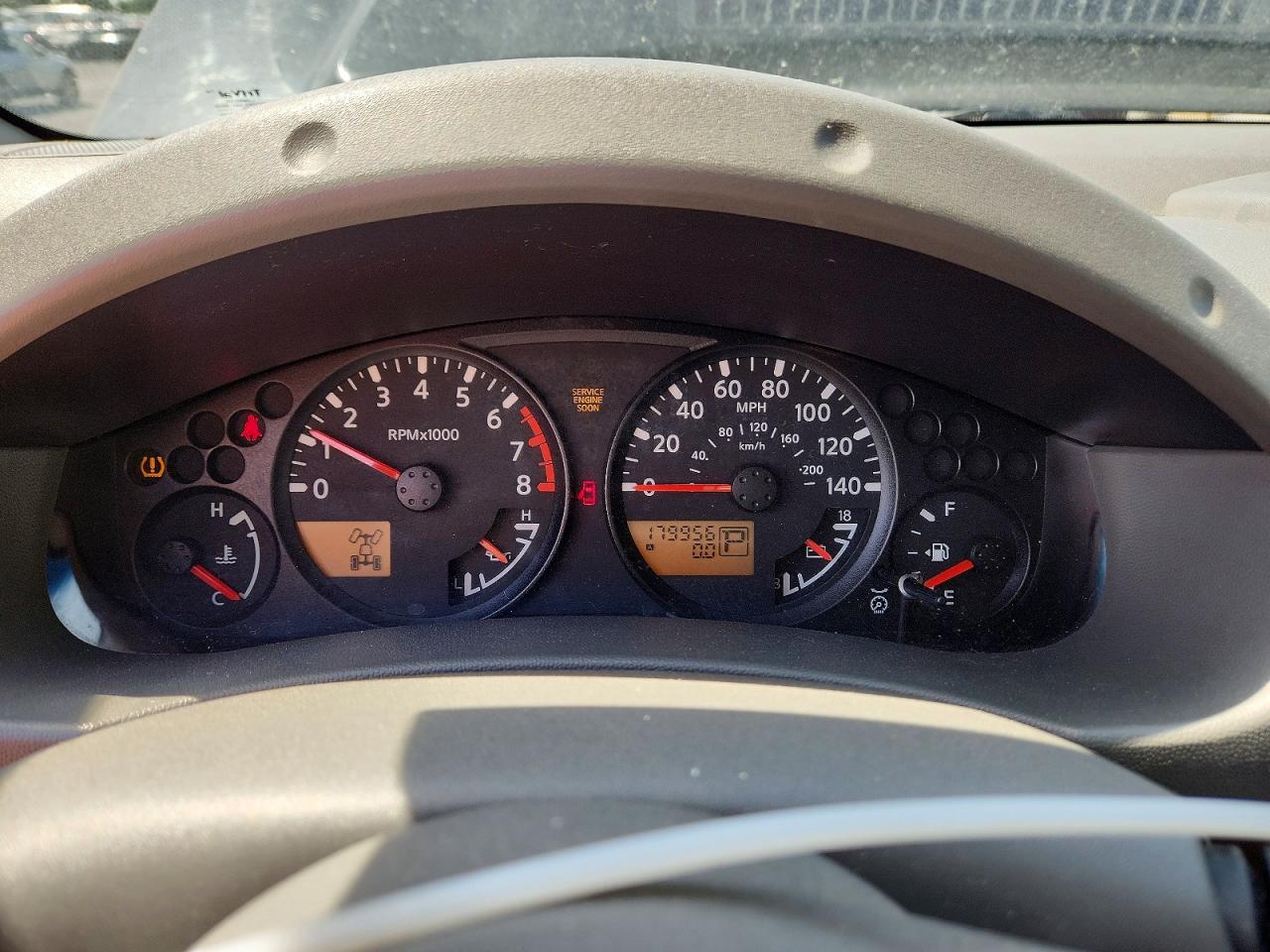 2005 NISSAN FRONTIER SE photo 17