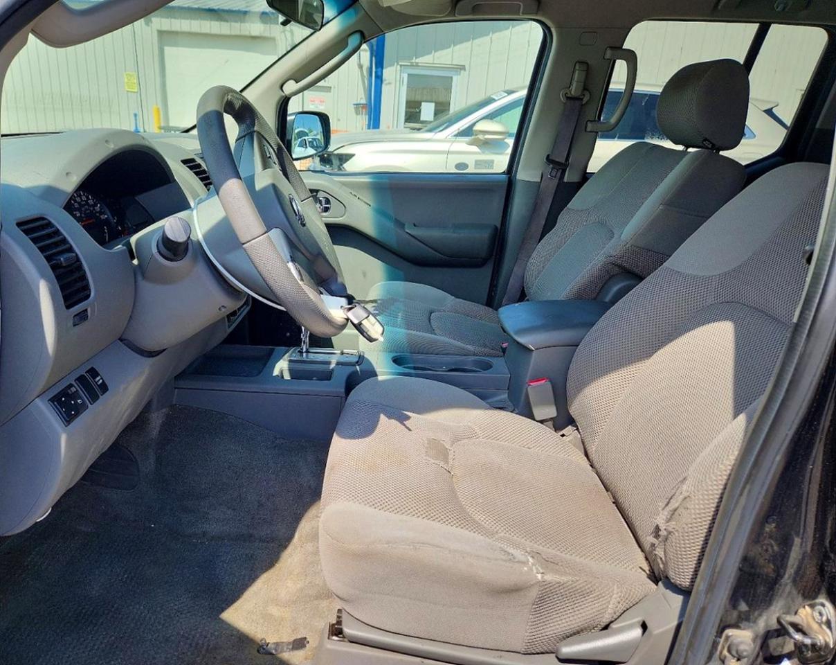 2005 NISSAN FRONTIER SE photo 13