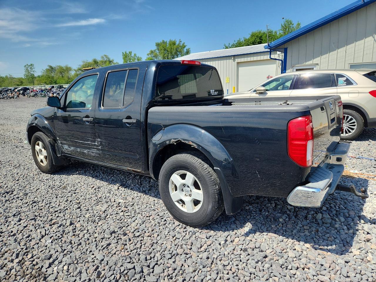 2005 NISSAN FRONTIER SE photo 3
