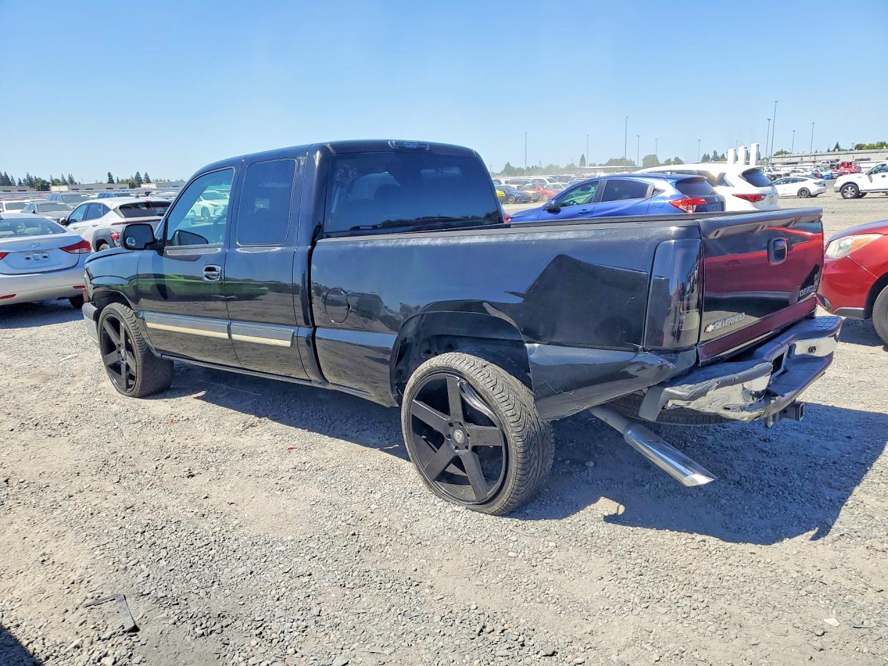 2005 CHEVROLET SILVERADO C1500 photo 4