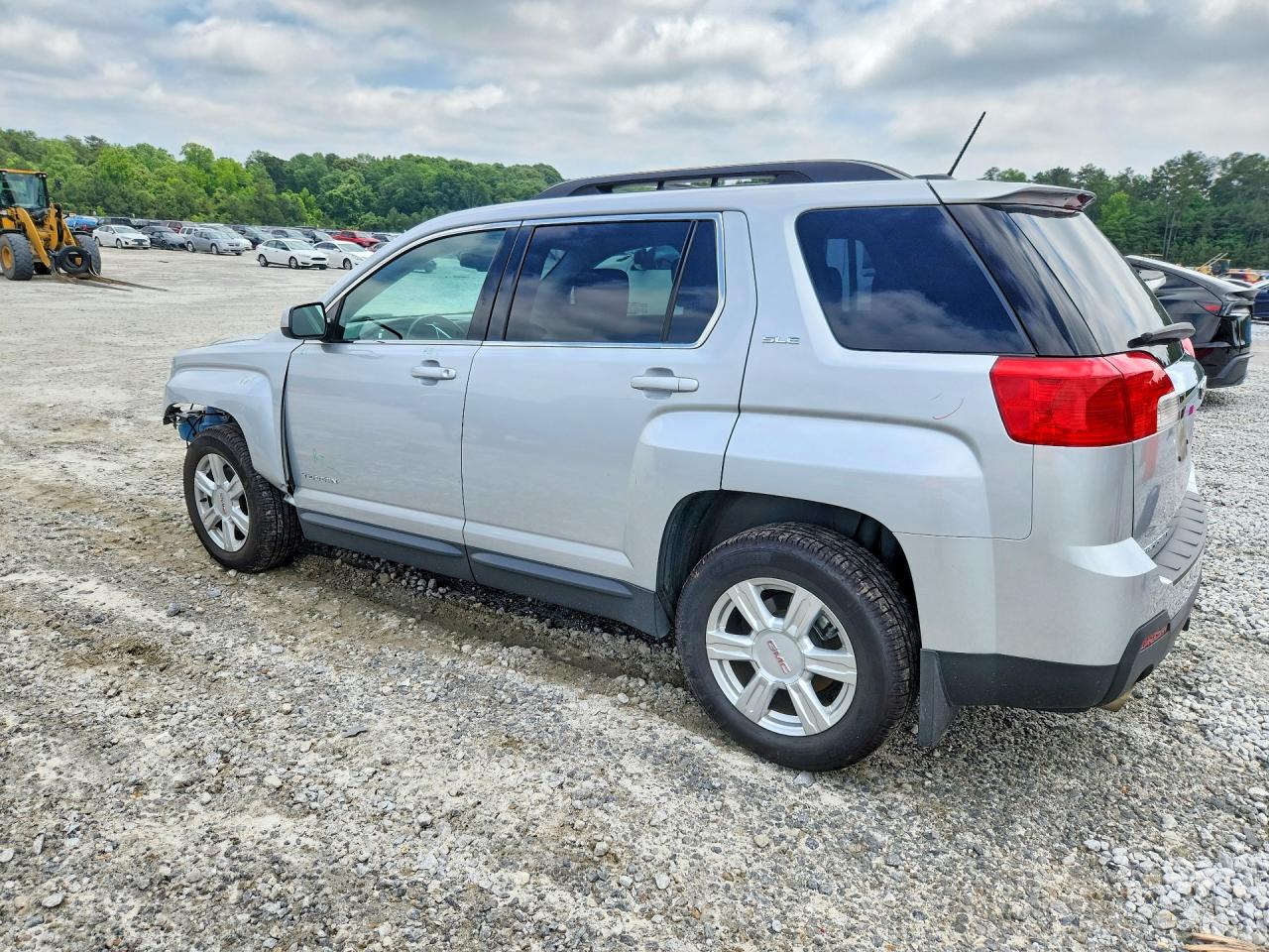 2015 GMC TERRAIN SLE photo 3