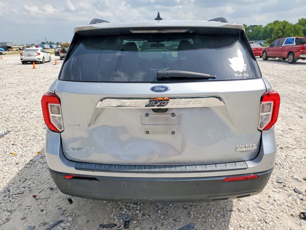 2023 FORD EXPLORER XLT photo 16