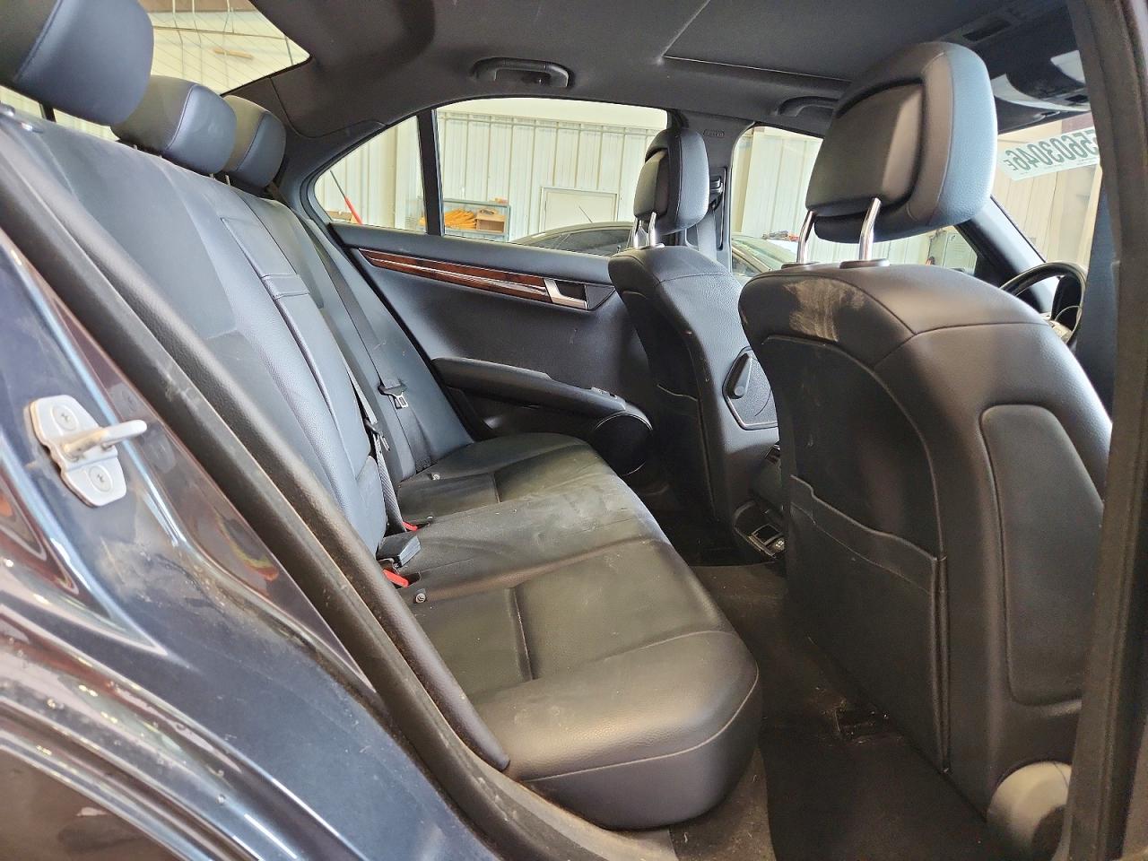 2013 MERCEDES-BENZ C 300 4MATIC photo 28