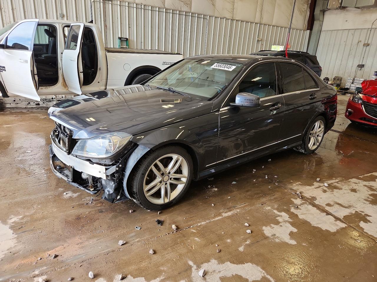 2013 MERCEDES-BENZ C