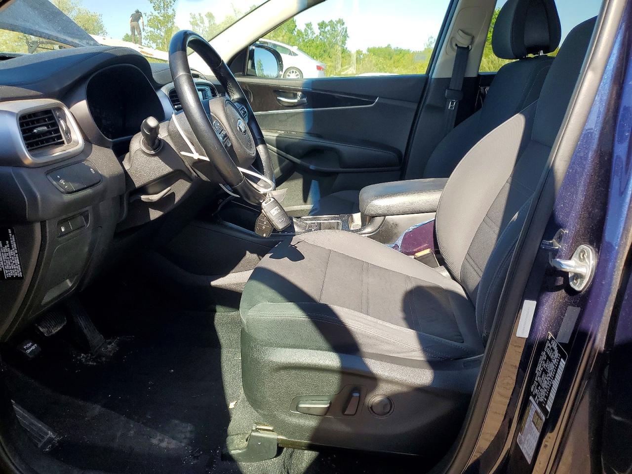 2016 KIA SORENTO LX photo 19