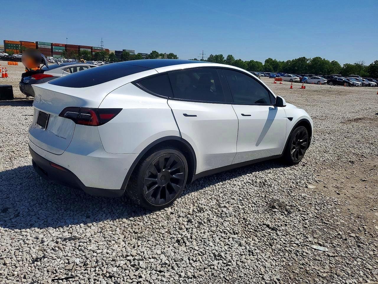 2021 TESLA MODEL Y photo 5