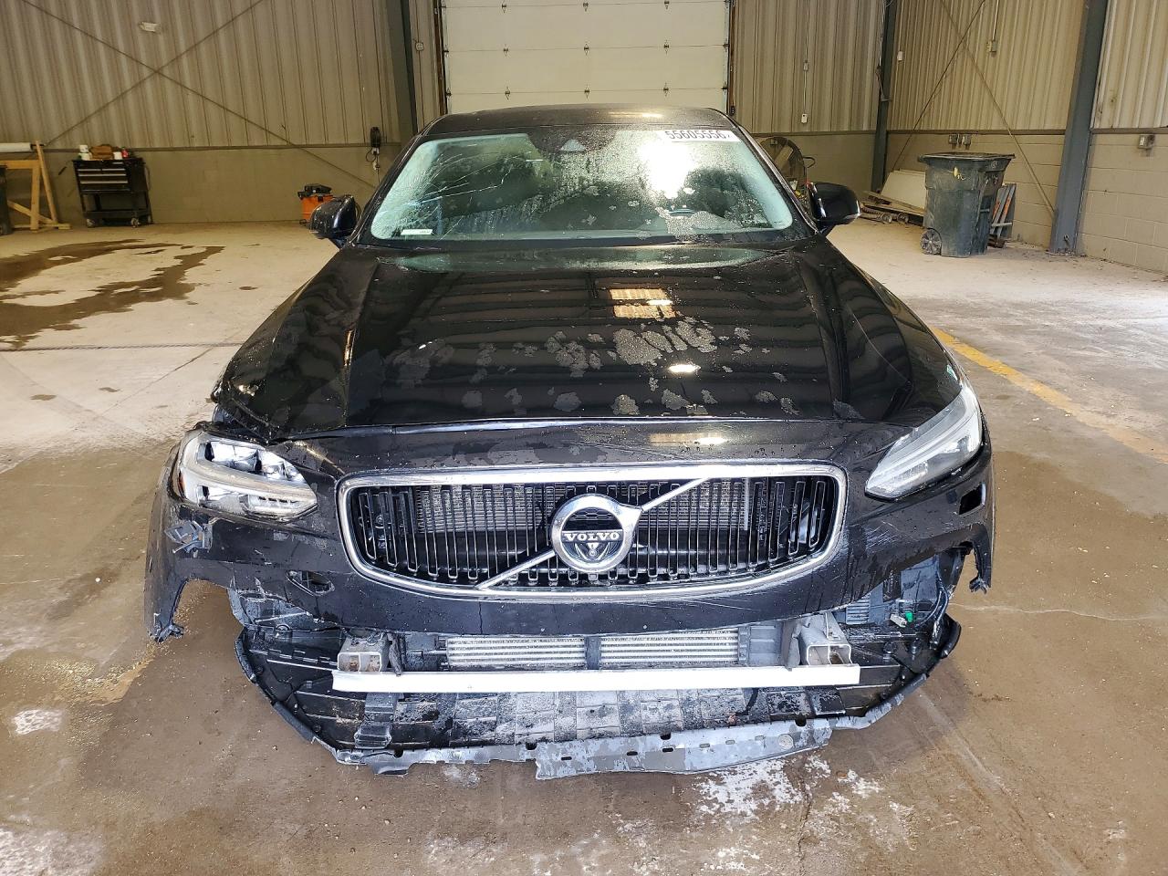 2018 VOLVO S90 T5 MOMENTUM photo 5