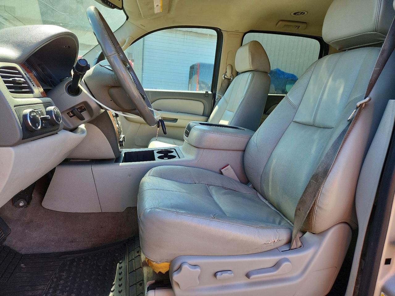 2008 CHEVROLET SUBURBAN K1500 LS photo 13