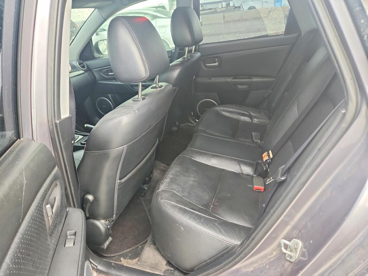 2006 MAZDA 3 HATCHBACK photo 19