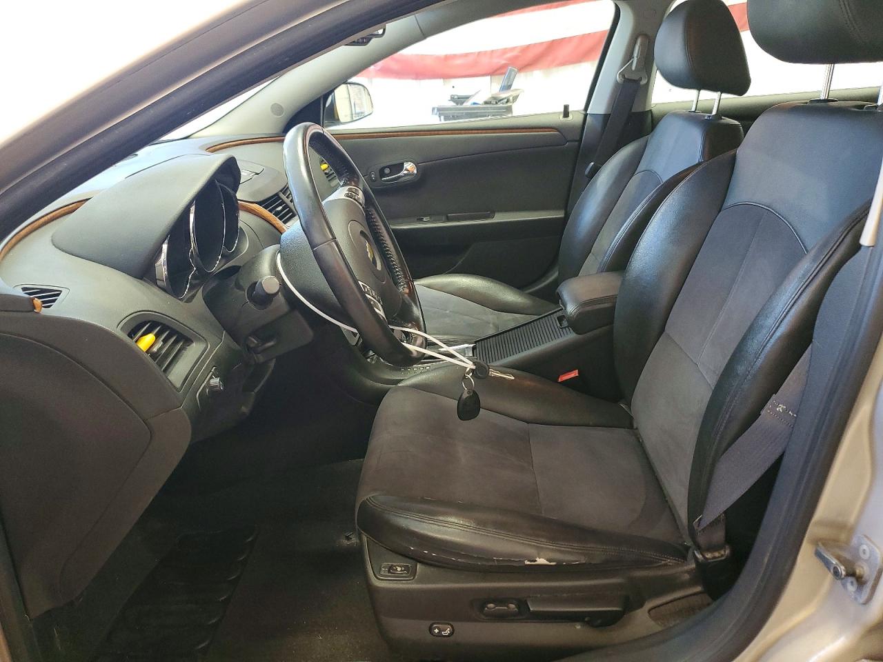 2011 CHEVROLET MALIBU 2LT photo 13