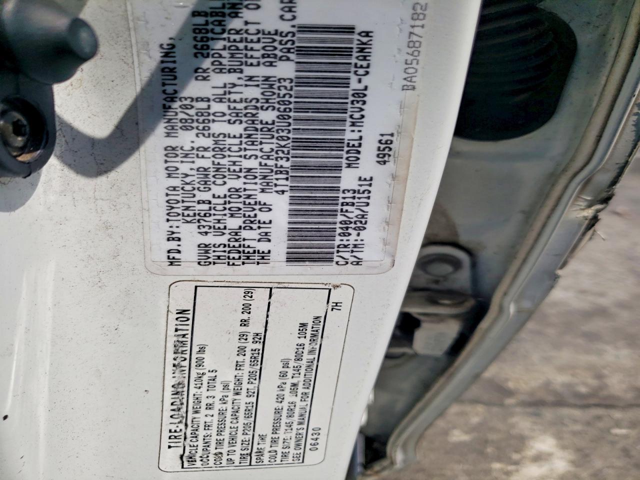 2003 TOYOTA CAMRY LE V6 photo 34
