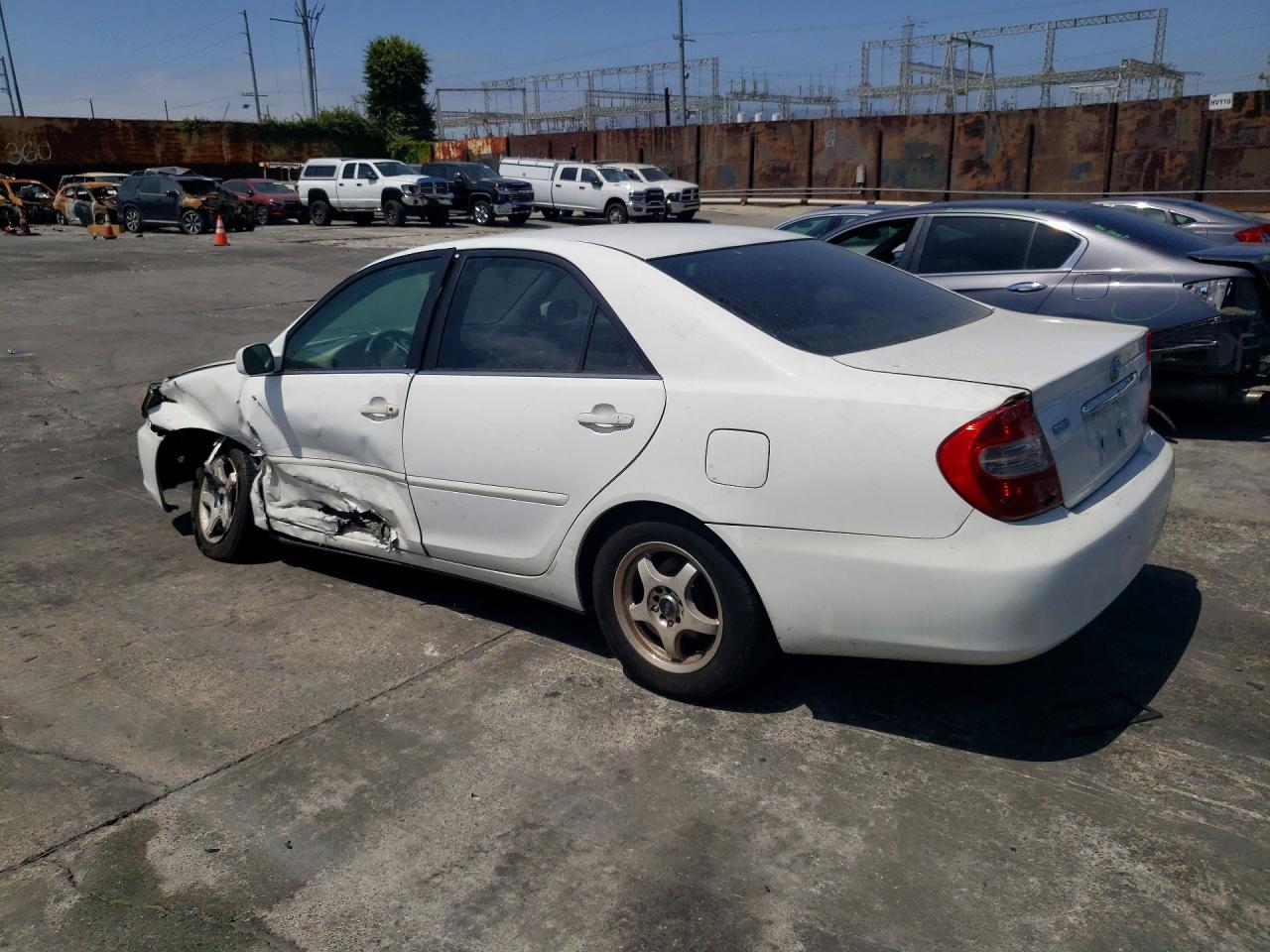 2003 TOYOTA CAMRY LE V6 photo 4