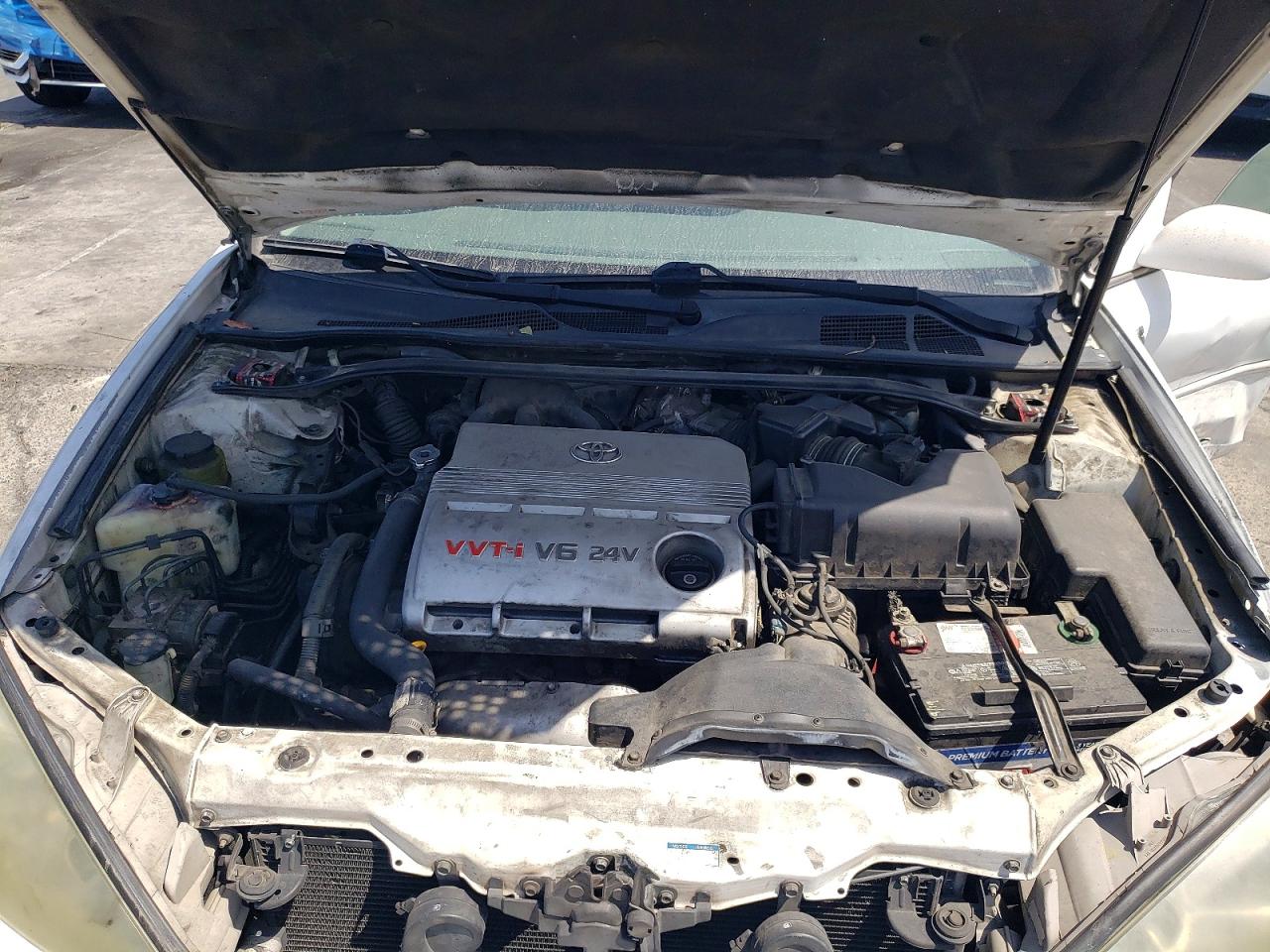 2003 TOYOTA CAMRY LE V6 photo 31