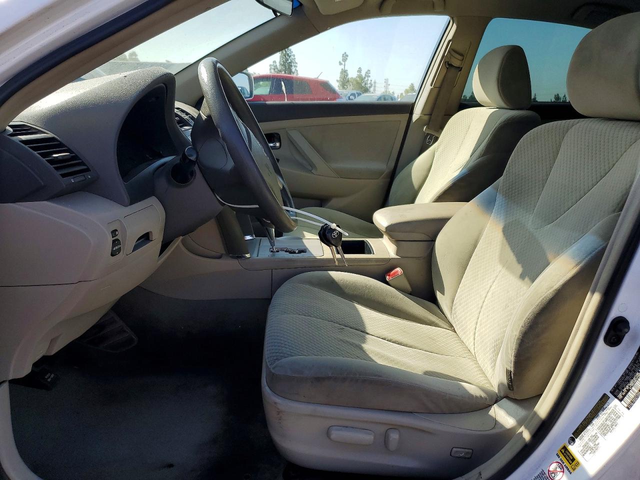 2007 TOYOTA CAMRY LE photo 7