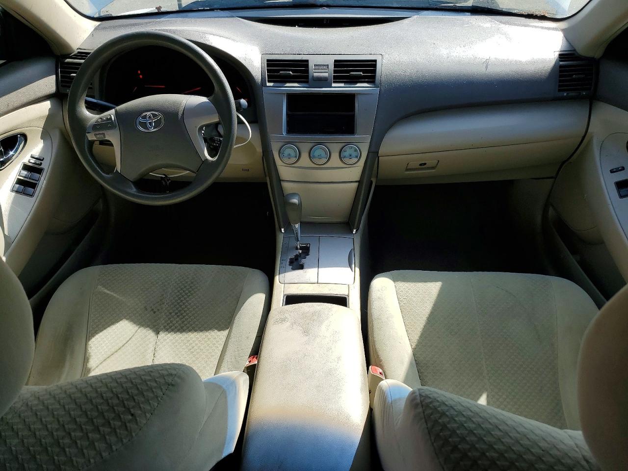 2007 TOYOTA CAMRY LE photo 8