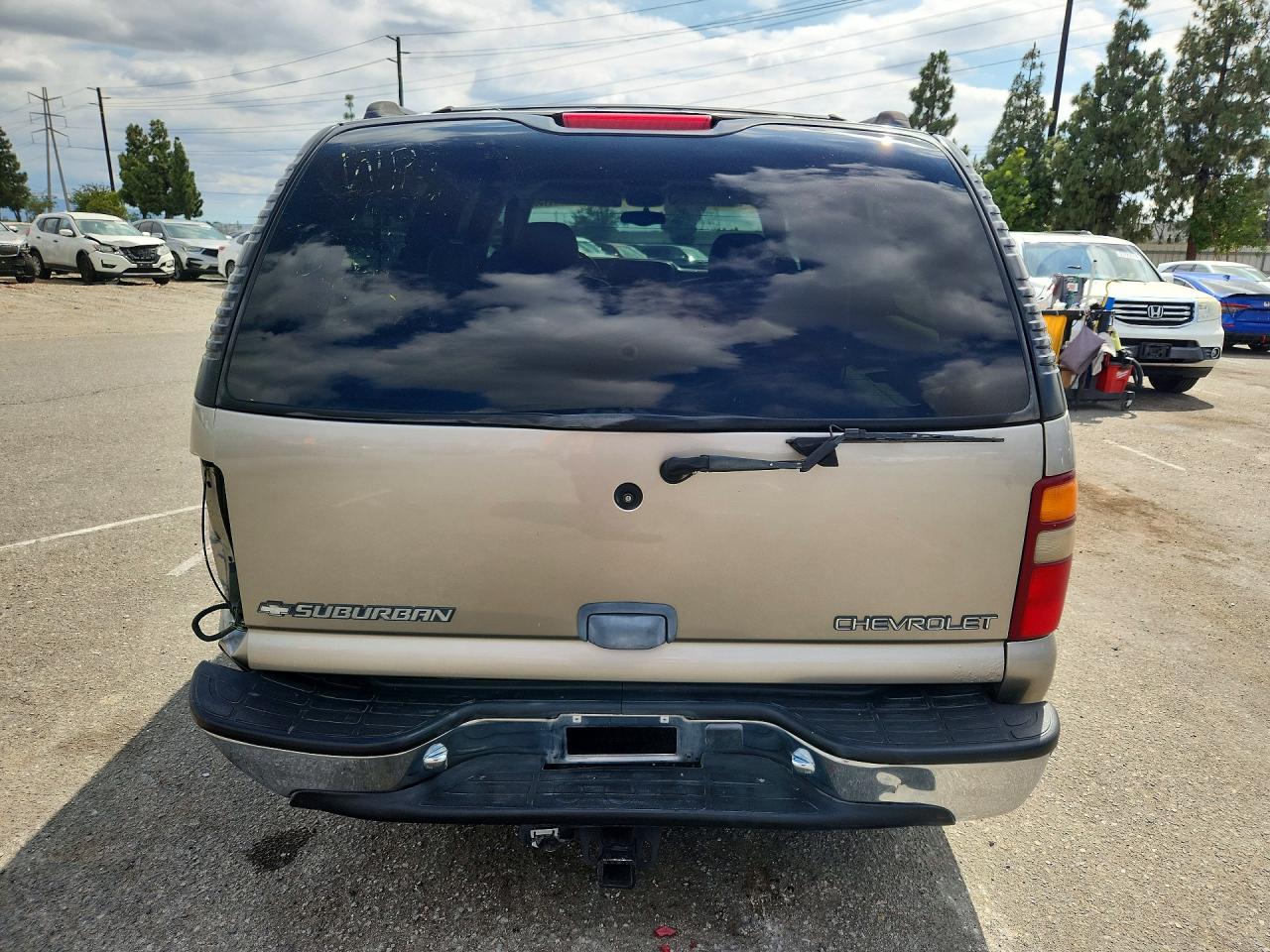 2001 CHEVROLET SUBURBAN C1500 photo 11