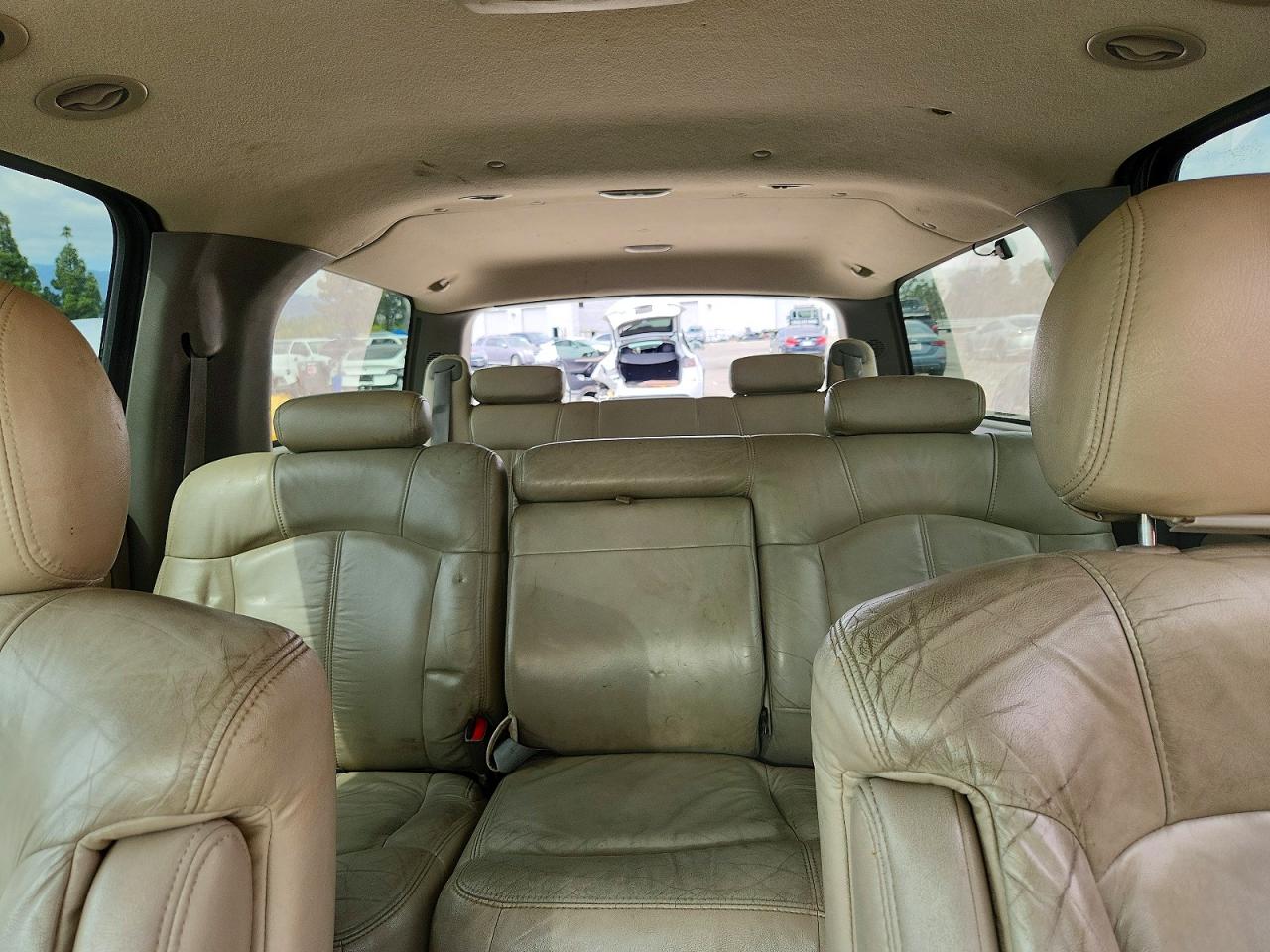 2001 CHEVROLET SUBURBAN C1500 photo 19
