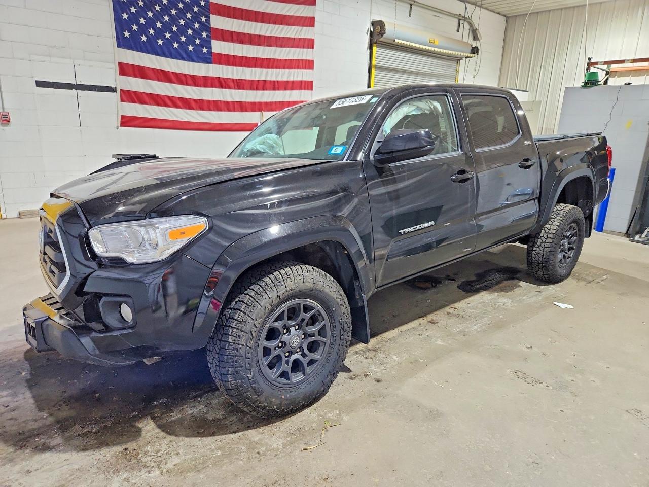 2017 TOYOTA TACOMA