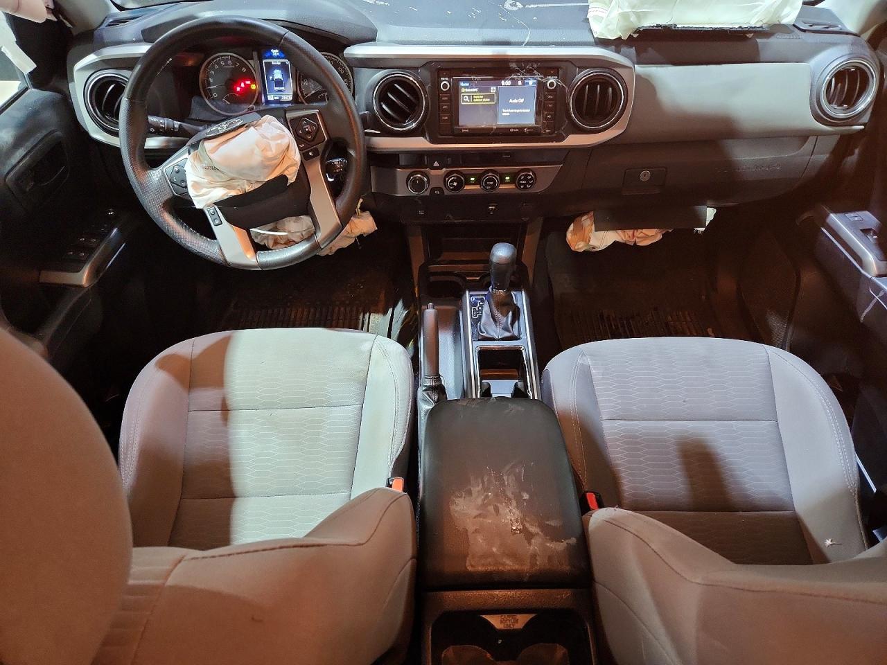 2017 TOYOTA TACOMA SR5 V6 photo 15