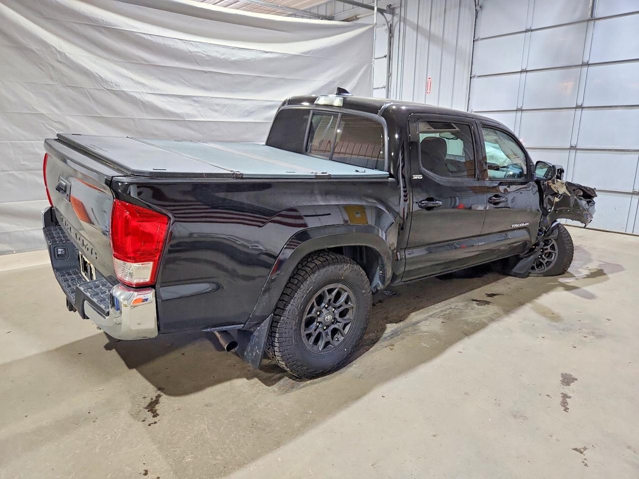 2017 TOYOTA TACOMA SR5 V6 photo 5