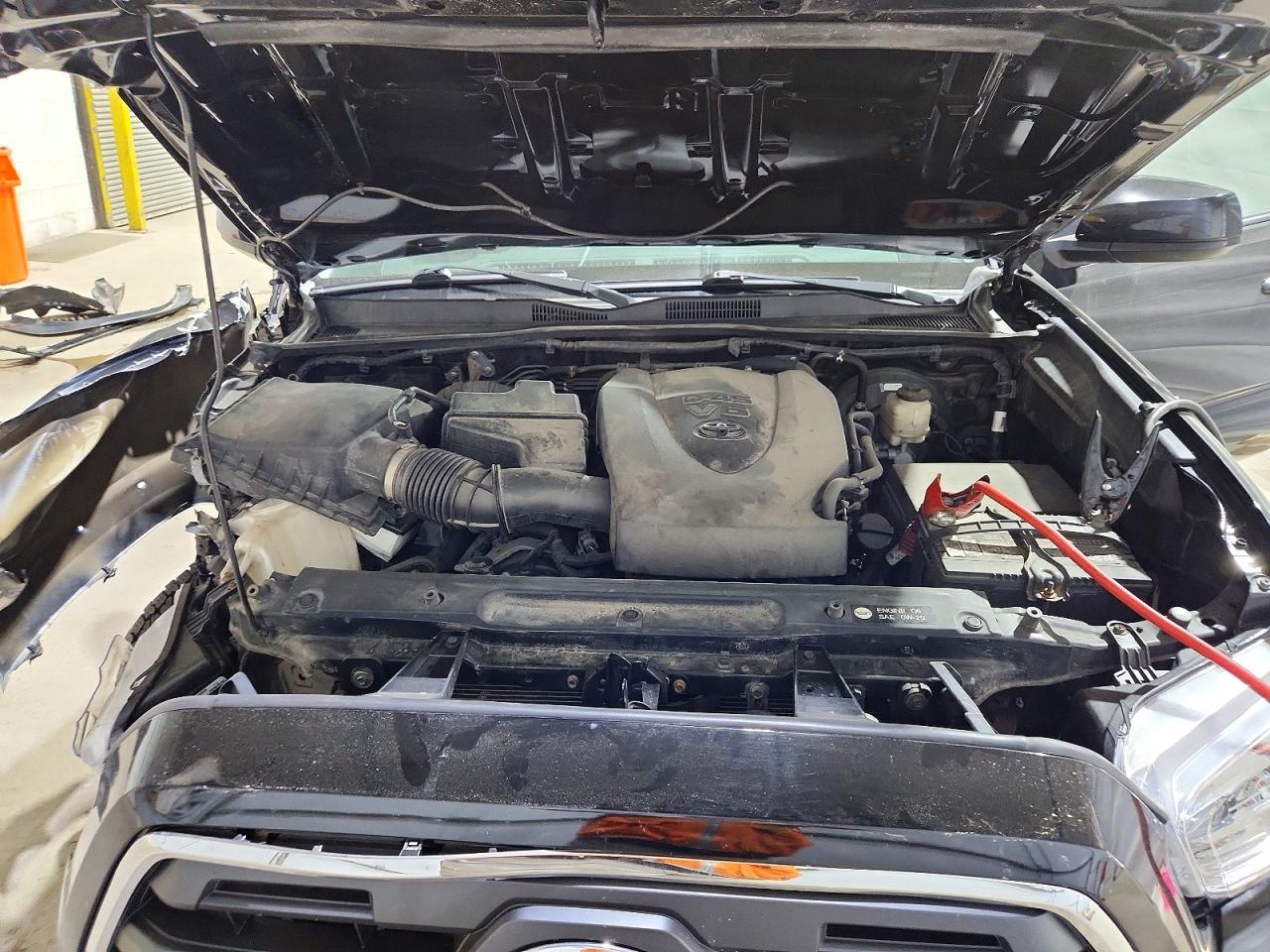 2017 TOYOTA TACOMA SR5 V6 photo 21