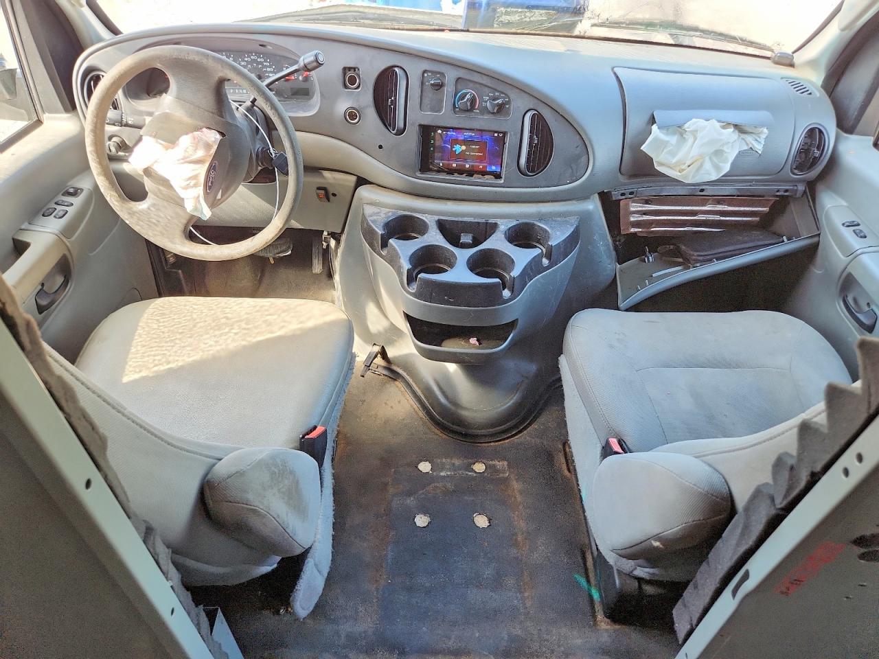 2007 FORD E250 DELIVERY VAN photo 15
