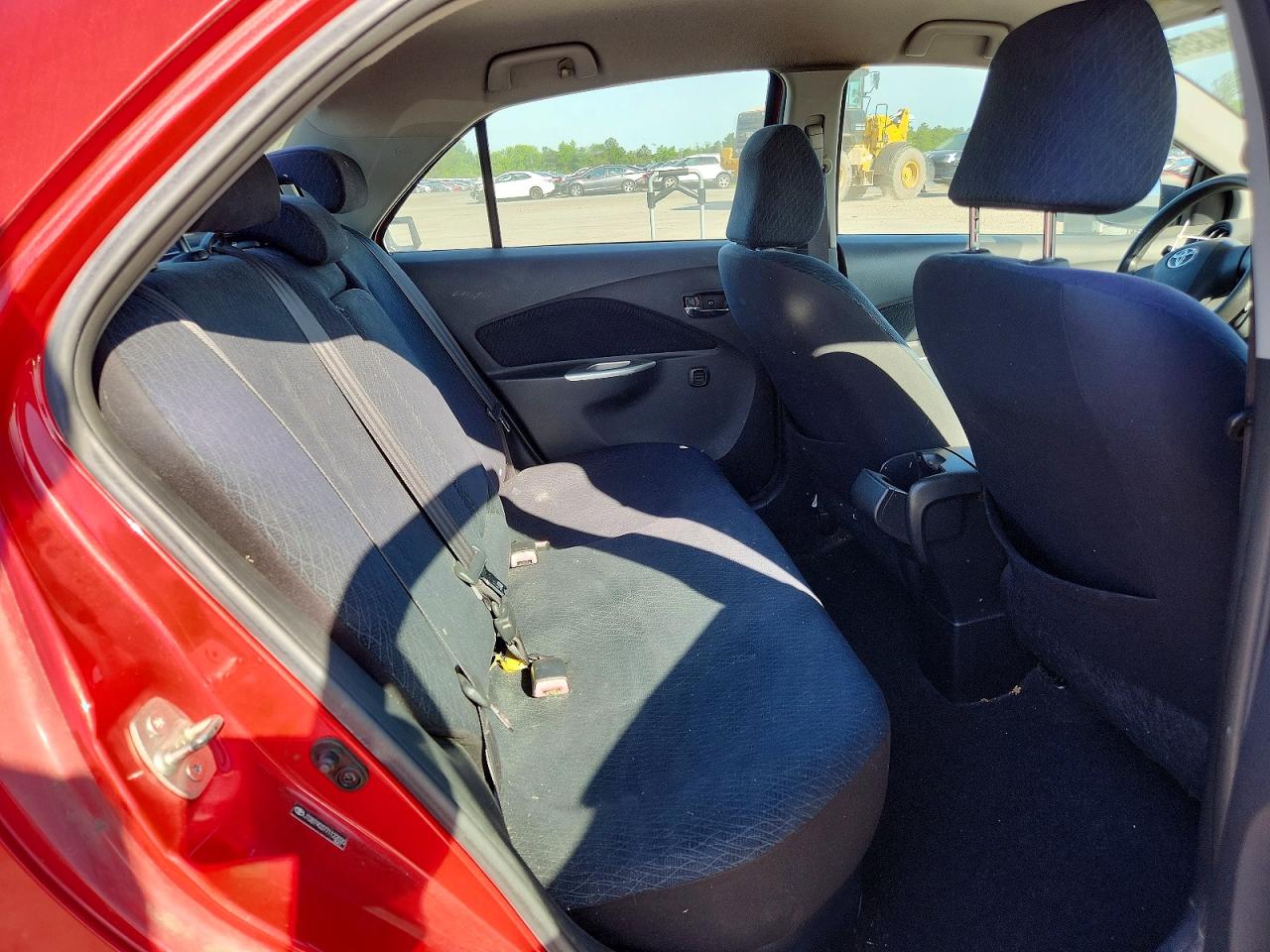 2007 TOYOTA YARIS BASE photo 28