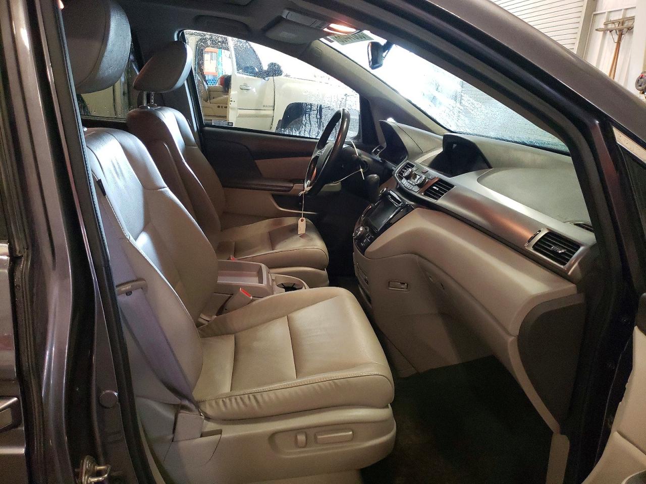 2016 HONDA ODYSSEY EXL photo 13