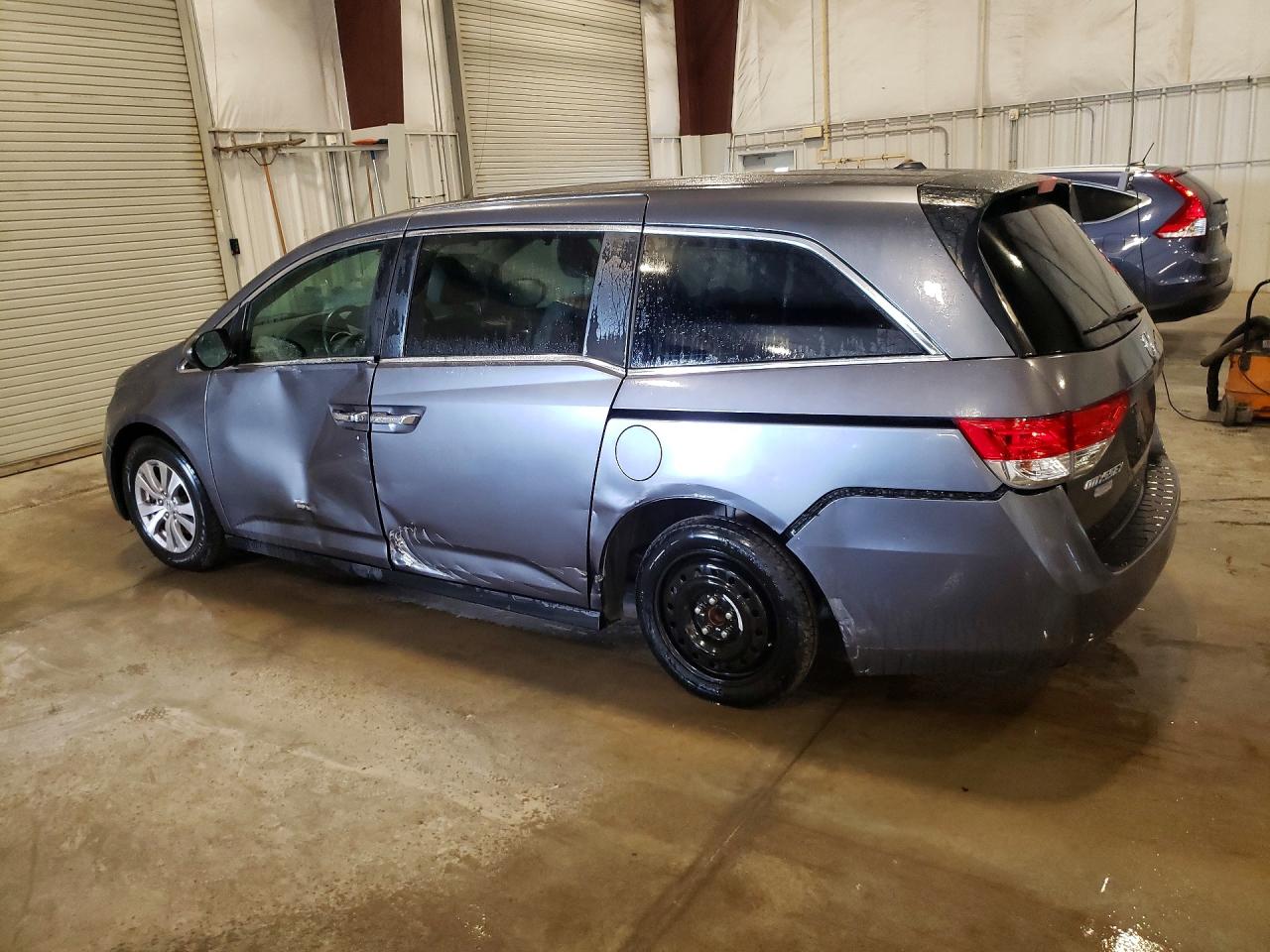 2016 HONDA ODYSSEY EXL photo 3